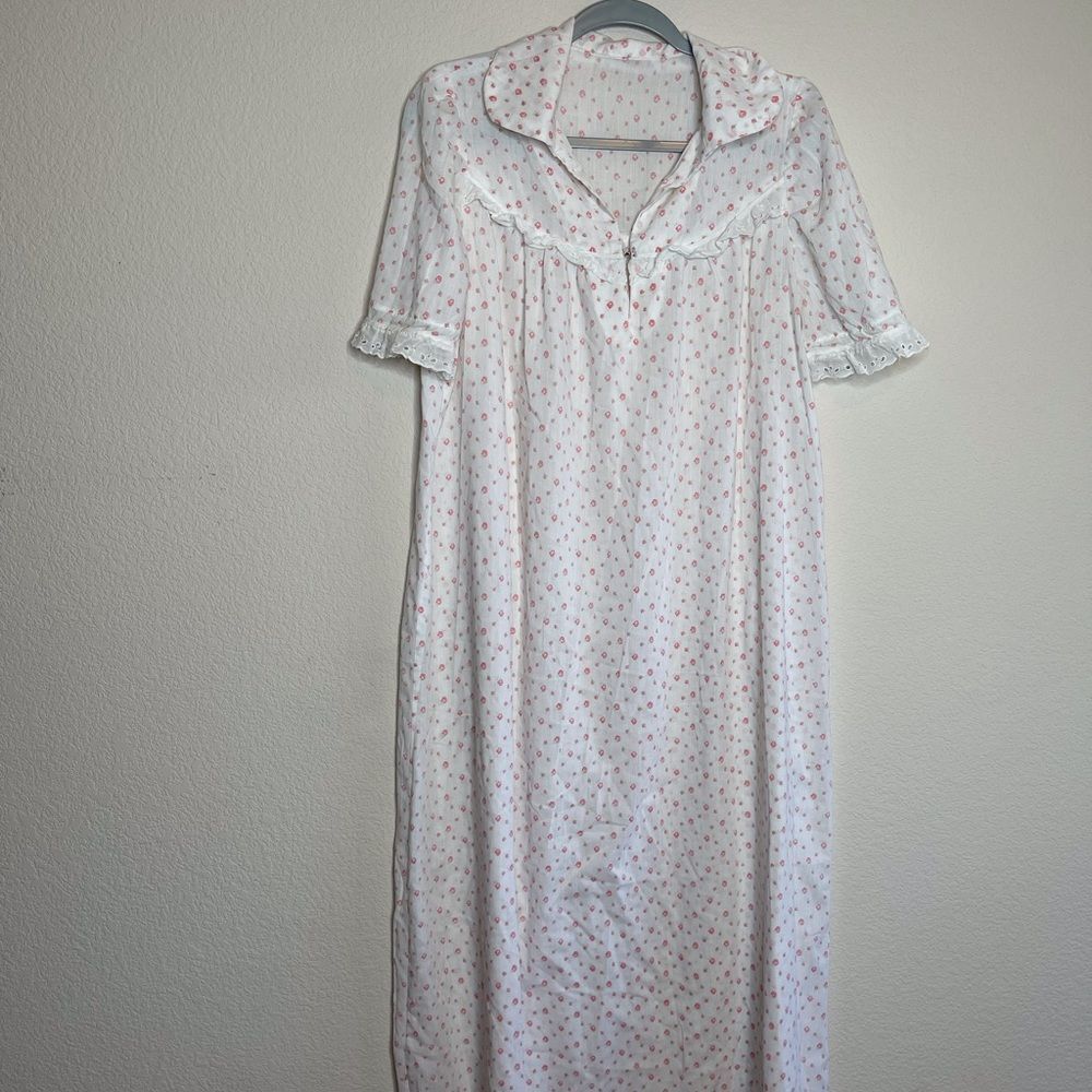 Vintage floral sleep dress‎